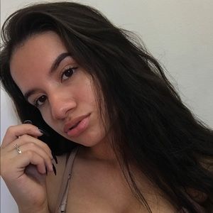 Meet your Posher, Stacxy